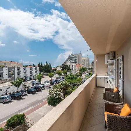 Silvana * Makarska