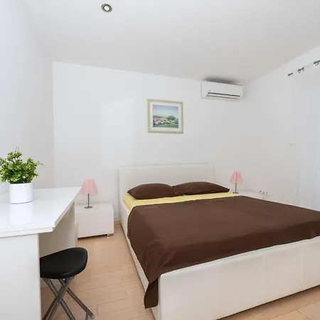 Apartment Silvana Makarska